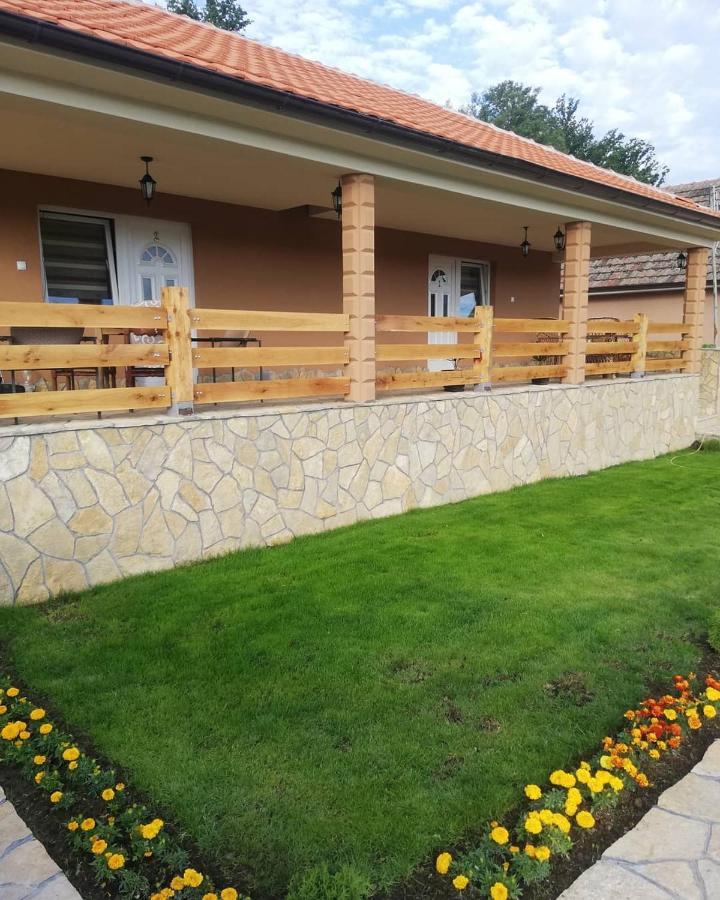 Vila Vera Borsko Jezero Esterno foto